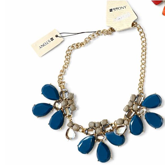 Statement Necklace Bundle Lot – Stony & Mixed Brands – Bold Color Bib Necklaces - Picture 3 of 5